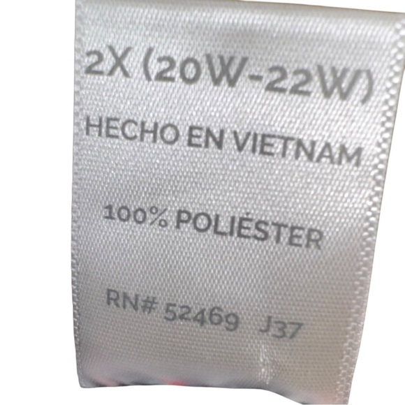 Terra & Sky Women’s 2X (20W-22W) Paisley Print Long Sleeve Button Up V-Neck Top - Picture 7 of 8